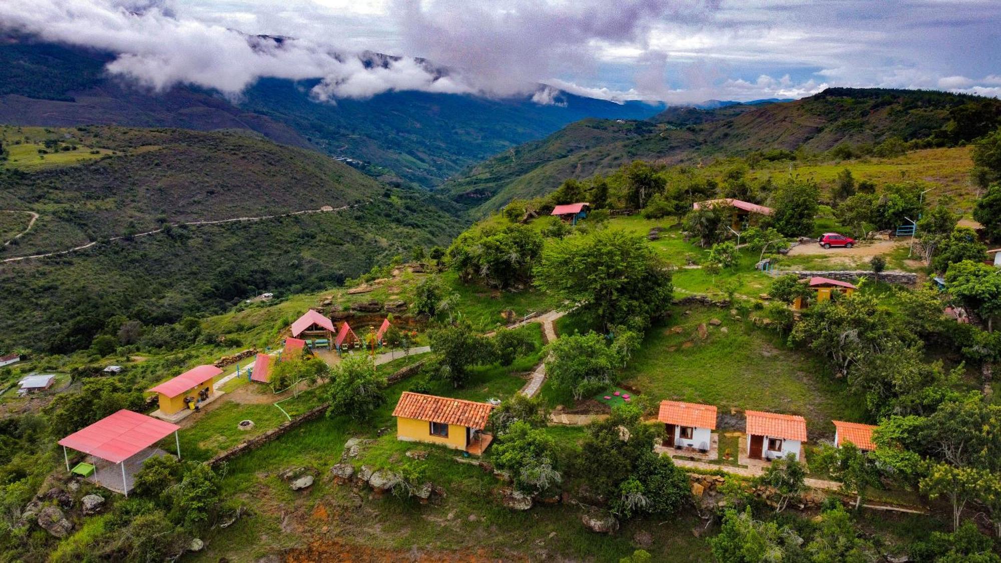 Campo Karst, Hospedaje Y Campamento De Montana Hotel Zapatoca Bagian luar foto