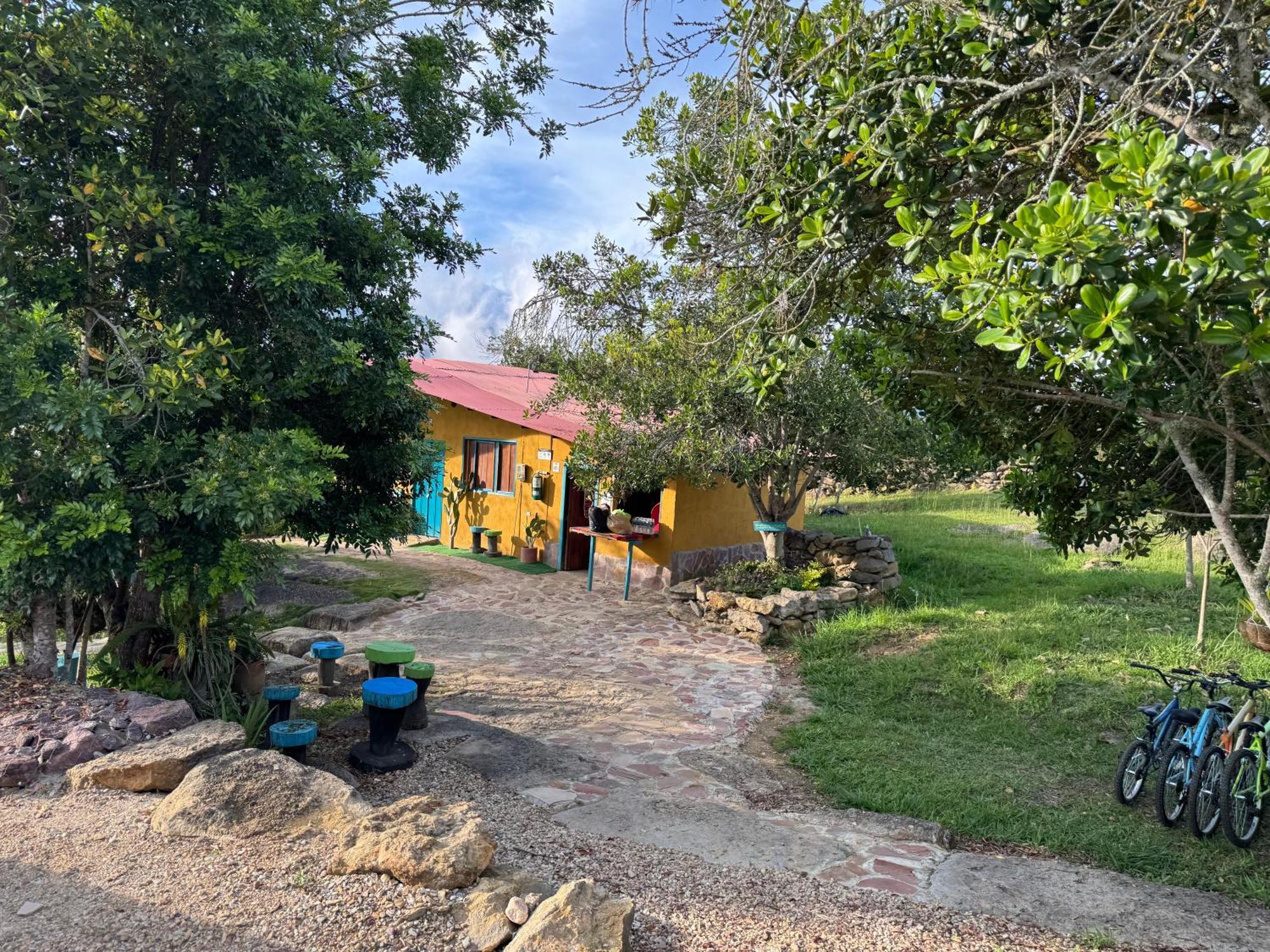 Campo Karst, Hospedaje Y Campamento De Montana Hotel Zapatoca Bagian luar foto